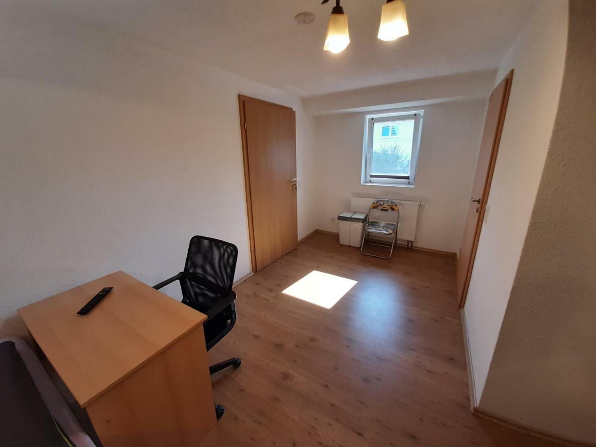Biberach-Riss-Zimmer-Frei, Einzel-Zimmer Bad Kueche Birkenhard 外观 照片